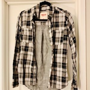 Long sleeve flannel shirt